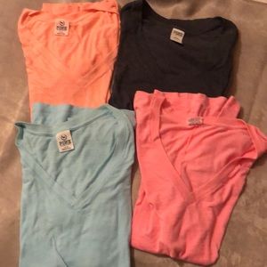 4 vs short sleeve tee shirts bundle